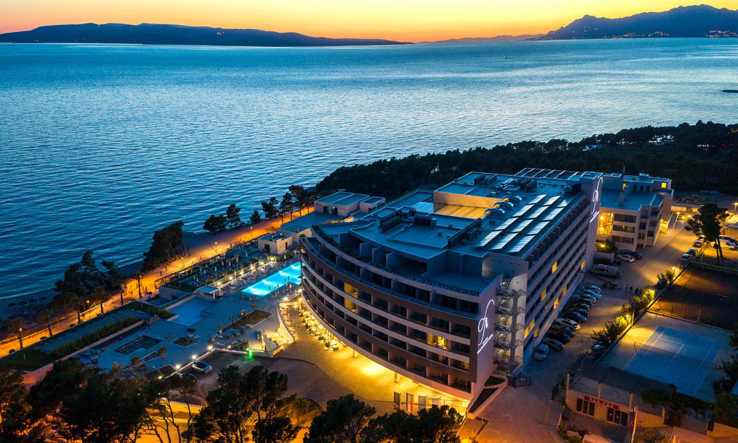 Hotel Aminess Laurel Khalani 5*